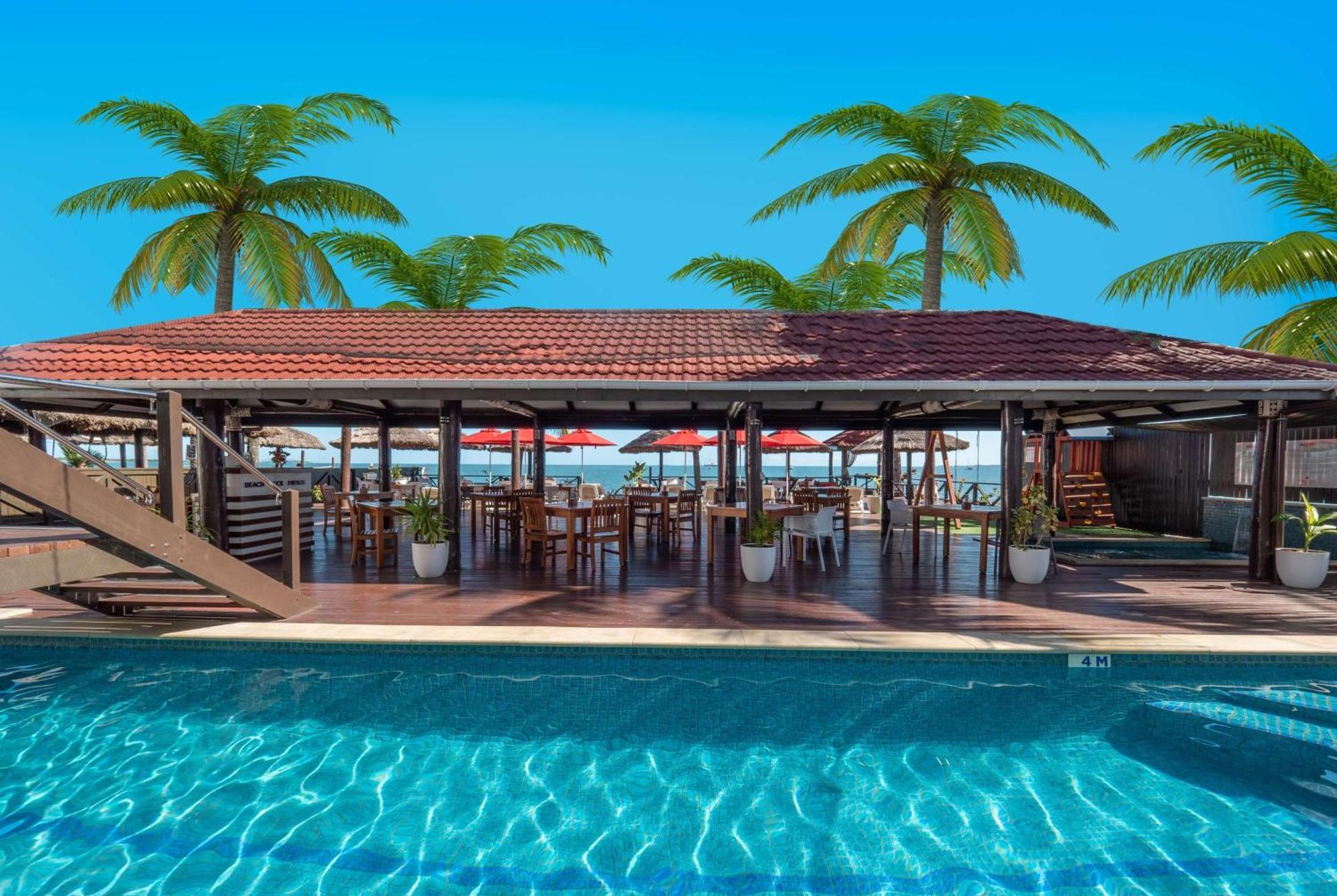 Ramada Suites By Wyndham Wailoaloa Beach Fiji Nadi Exterior photo